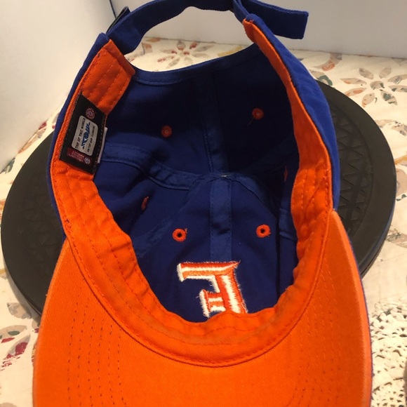 Florida Gators Women’s Baseball Cap Embroidered with Rhinestones Adjustable - Picture 6 of 9